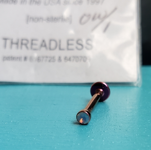 14g Pink Titanium Labret by Neometal - Picture 4 of 5